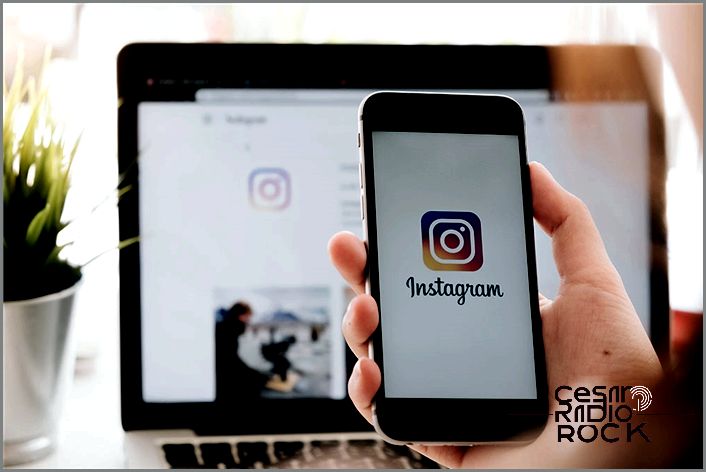 How to Make a Collage of Multiple Videos on Instagram